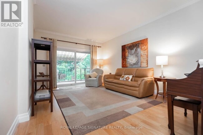 Building Photo - 641 Balliol St