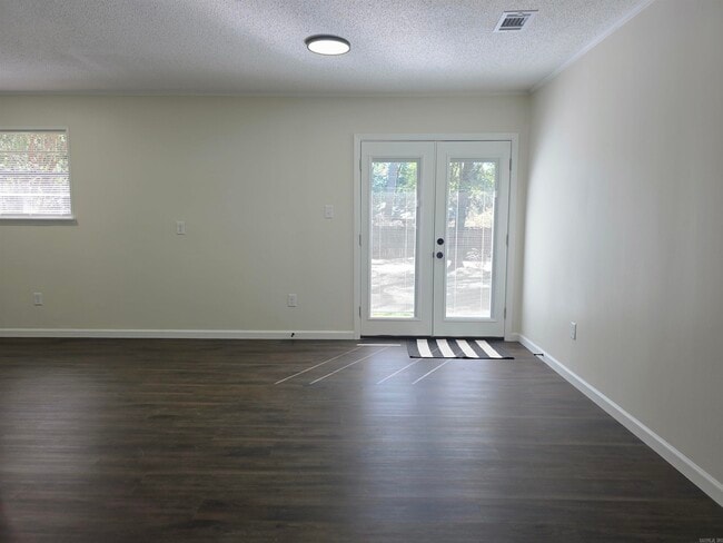 Building Photo - 3123 Ward Dr