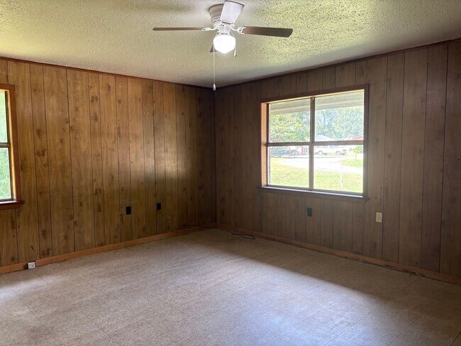 Foto del edificio - Spacious 3 bedroom/1.5 bath house in Mansfield, LA!