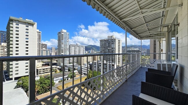 Photo - 222 Lili?uokalani Ave (Honolulu, HI) Townhome