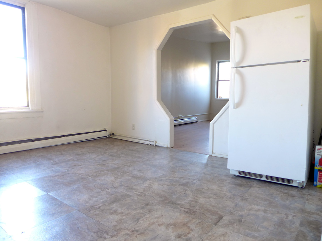 Foto principal - 148 4th St