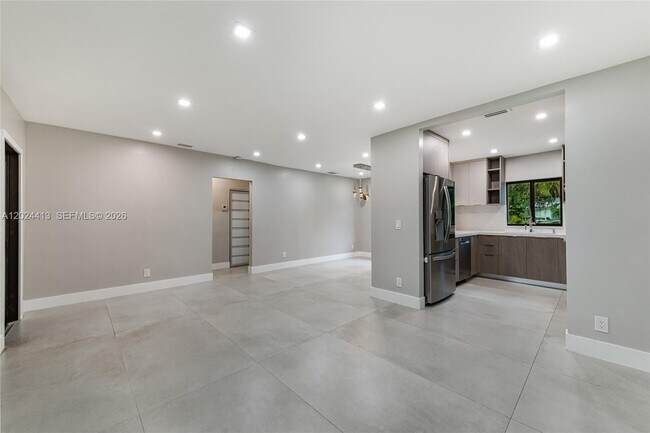 Foto del edificio - 138 NW 106th St