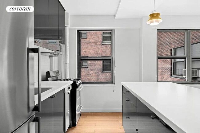 Building Photo - 345 W 145th St