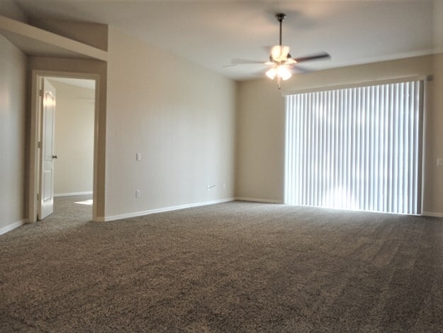 Foto del edificio - 9309 Hunters Park Way