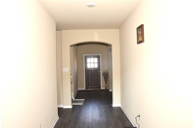 Foto del edificio - 7607 Lehman Rd
