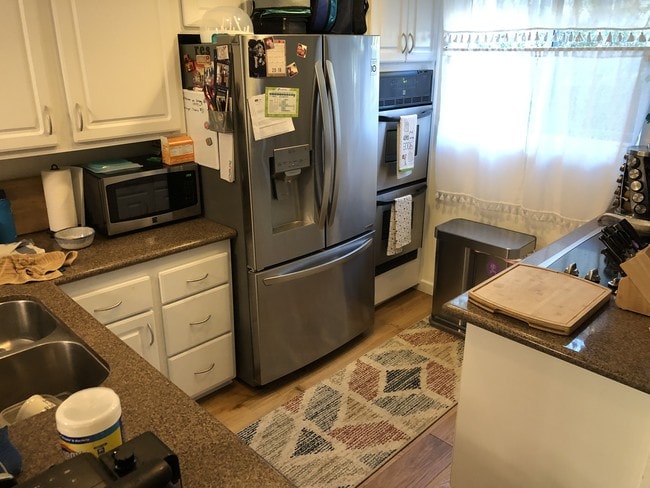 Kitchen, all new stainless steel - 1809 Armour Ln