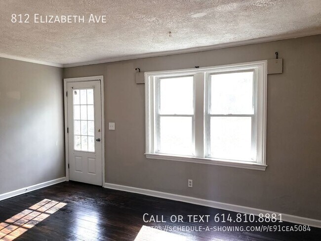 Building Photo - Three Bedroom Cape Cod Home