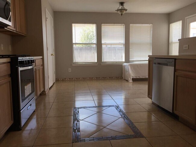Foto del edificio - 16306 Soaring Eagle Dr
