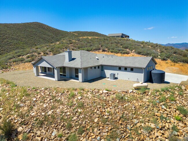 Foto del edificio - 15689 E Orch Vw Rd