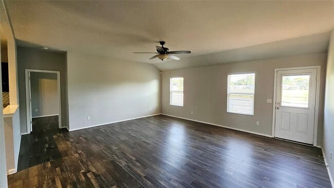 Building Photo - 3305 SE 95th St