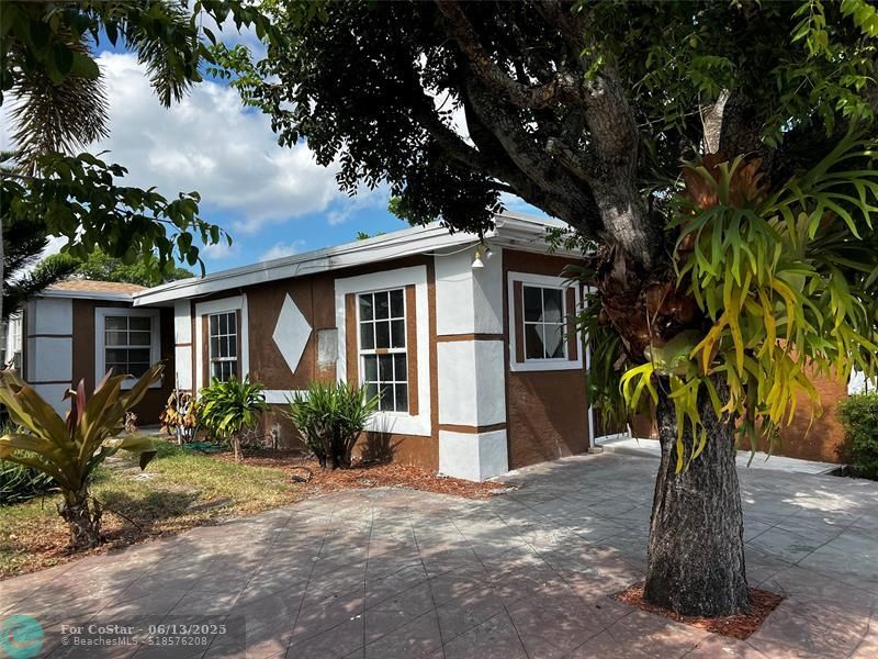 Foto principal - 101 NW 13th Ave