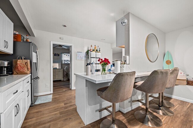 Foto del edificio - No back house!