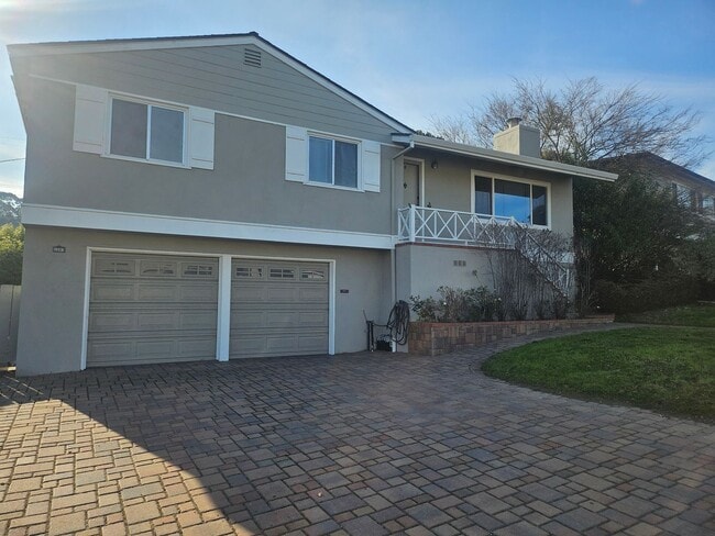 Building Photo - Millbrae Meadows 4 bed 3 bath available now