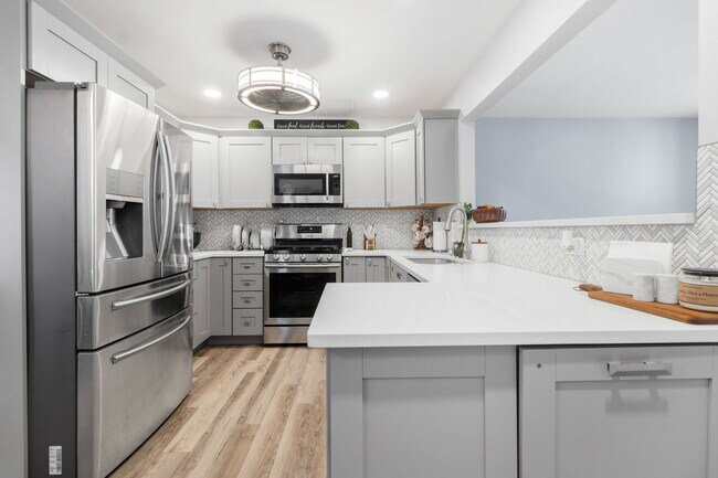 Foto del edificio - 986 Four Seasons Blvd