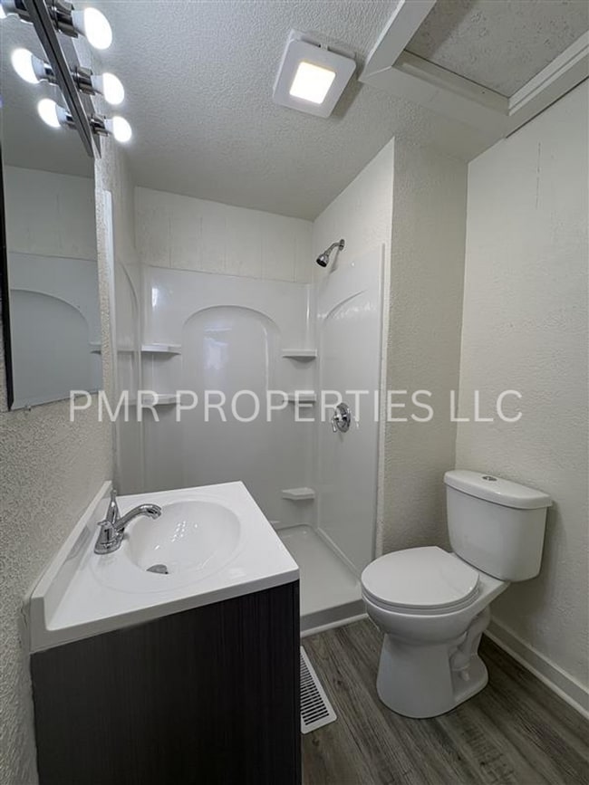 Building Photo - 1801-1803 Mitchell Ave