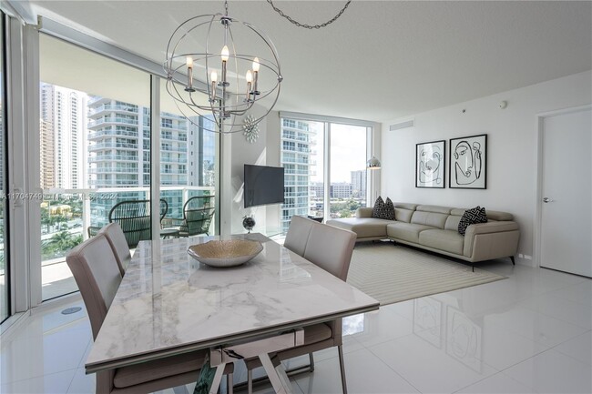 Building Photo - 200 Sunny Isles Blvd