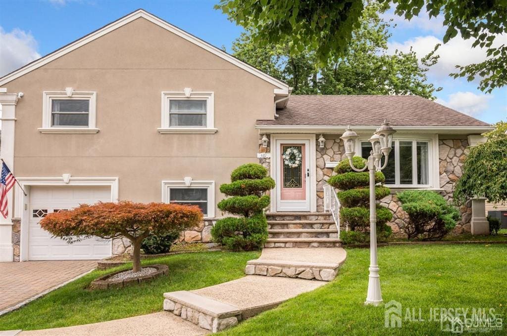 Foto principal - 617 Princeton Rd