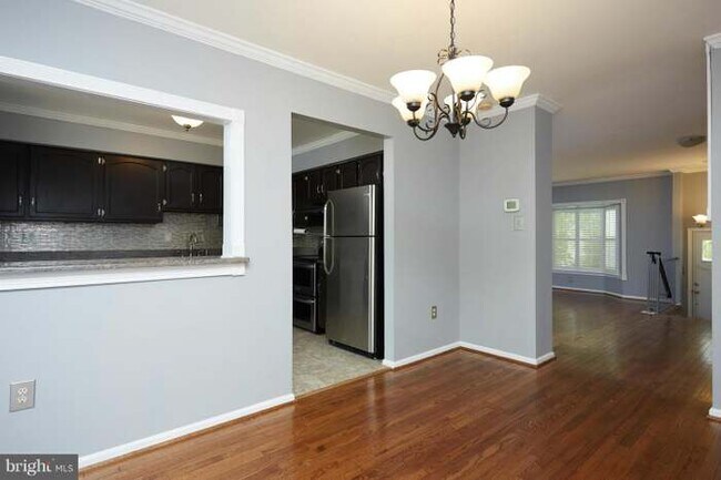 Building Photo - 6157 Green Hollow Ct