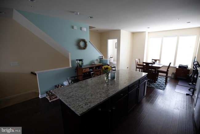 Building Photo - 43754 Winterberry Wy