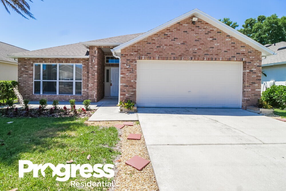 Primary Photo - 131 Brushcreek Dr