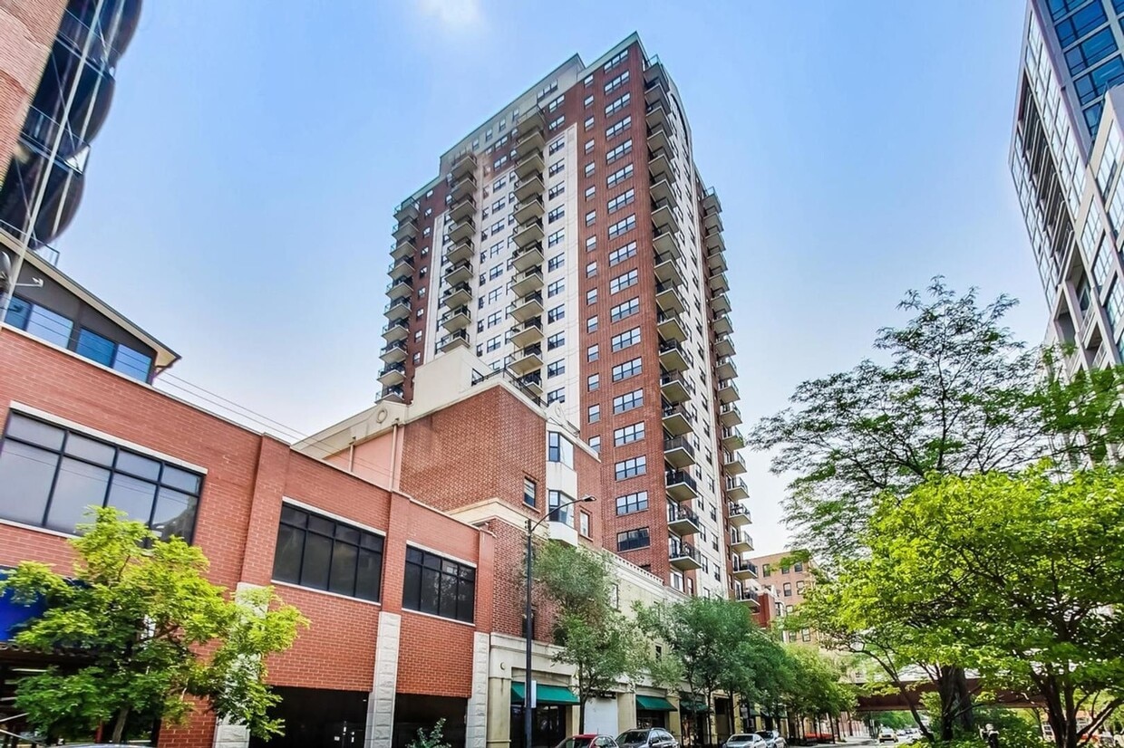 2BD/2BTH PENTHOUSE WITH PRIVATE TERRACE I... - 2BD/2BTH PENTHOUSE  WITH PRIVATE TERRACE I...