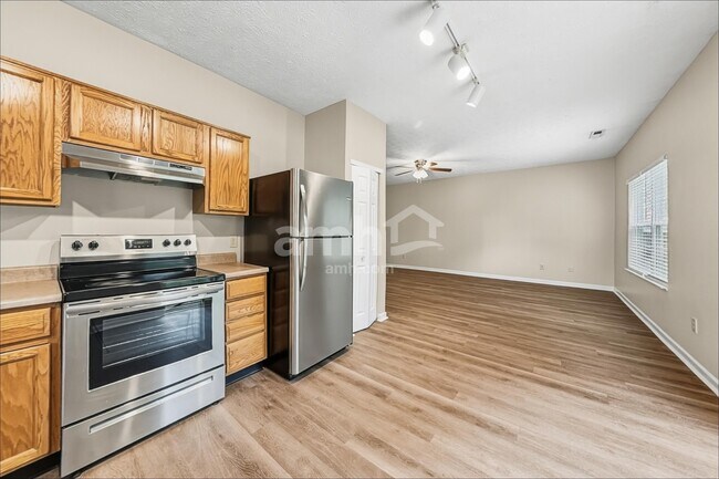 Foto del edificio - 2944 Limber Pine Dr