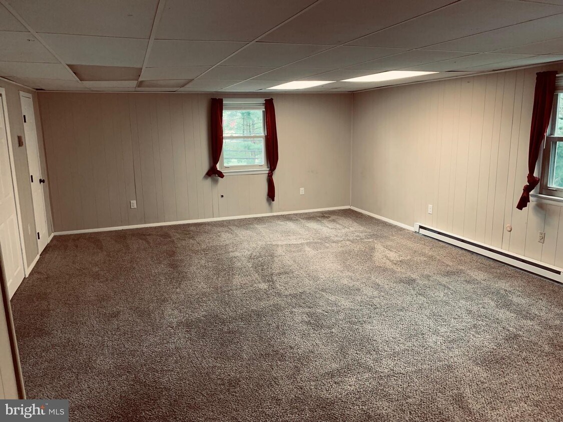 Foto principal - 908 Middleford Rd