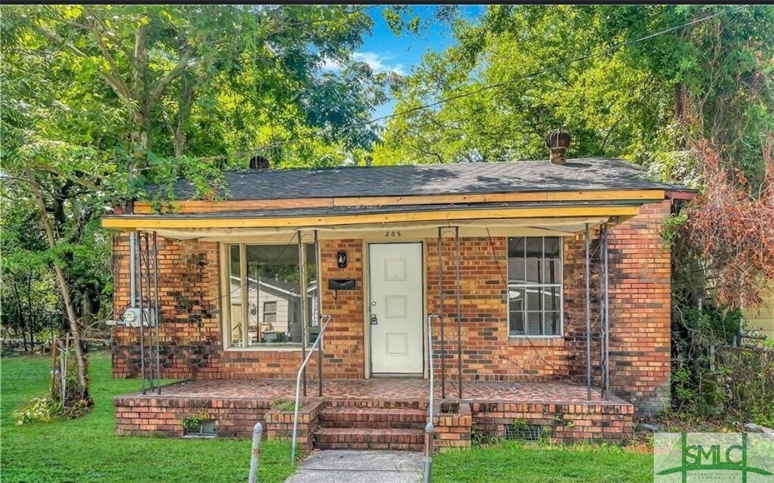 Foto principal - 205 McIntyre St