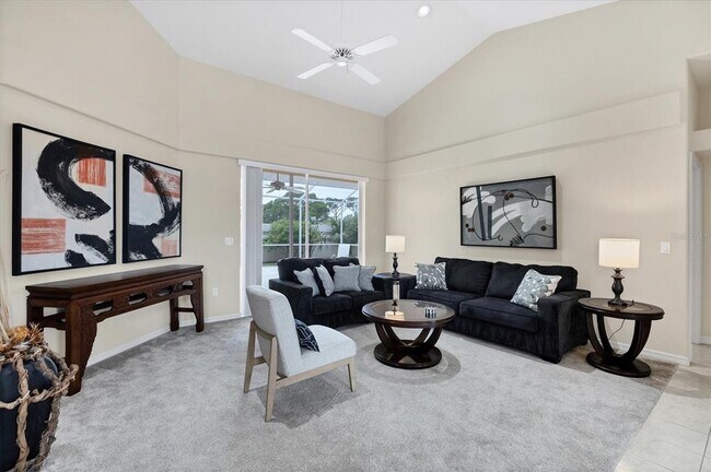 Foto del edificio - 6392 Woodbirch Pl