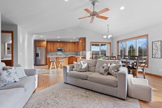 Foto del edificio - River Point Court Duplex