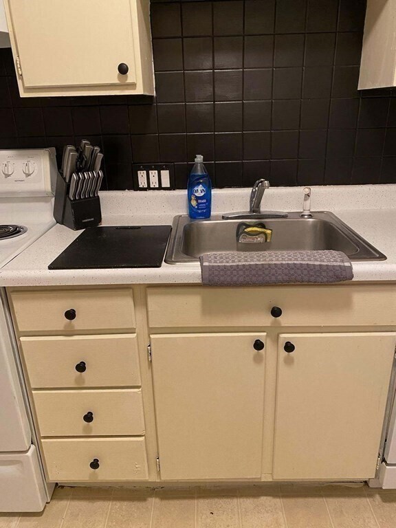 5 Turnpike Rd Unit 127, Townsend, MA 01469 Condo for Rent in Townsend