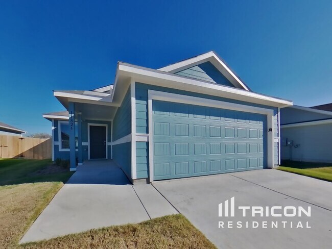 Building Photo - 11824 Mancos Trail Rhome TX