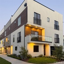 Building Photo - 4332 Alcove Ave