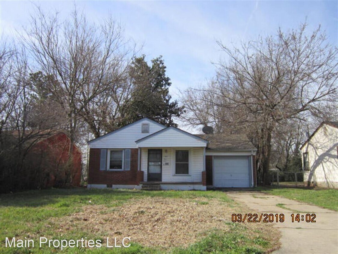 3 br, 1 bath House 400 E Key Boulevard House for Rent in Midwest