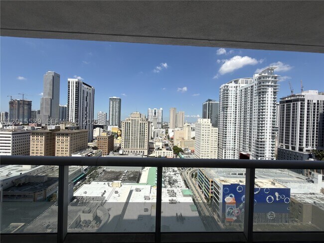 Foto del edificio - 50 S Biscayne Blvd
