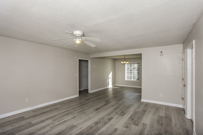 Building Photo - 258 Ambling Cir