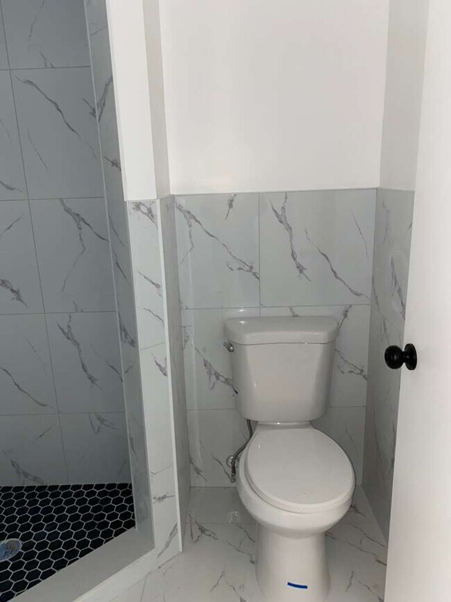 Foto del edificio - 25 Riverview Pl