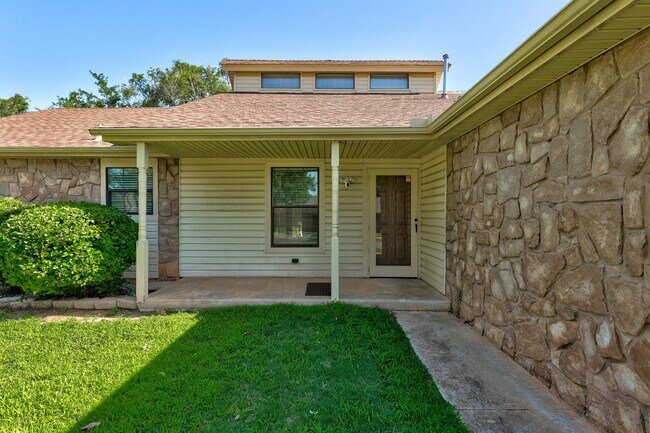 Building Photo - 2131 Jazzman Dr