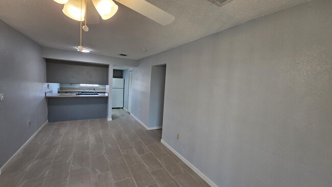 Building Photo - 277 Ulster Ln