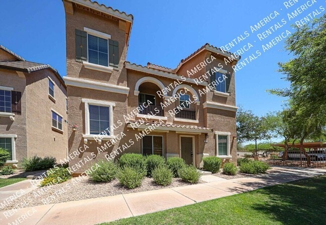 Building Photo - 747 N Port Dr