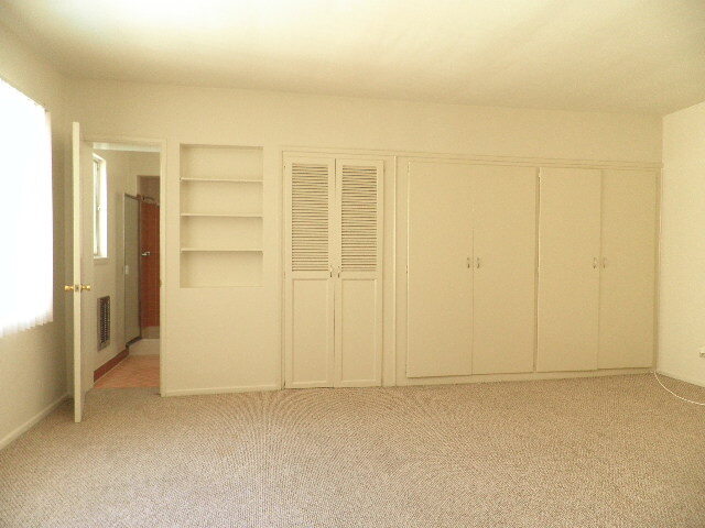 Building Photo - 945 Gayley, Inc