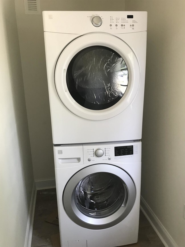 Foto del edificio - 602 S Powell Ave