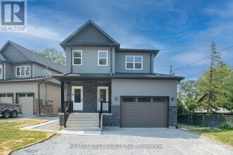 Building Photo - 172-172 Cundles Rd W