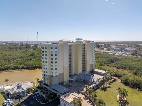 Building Photo - 10851 Mangrove Cay Ln NE