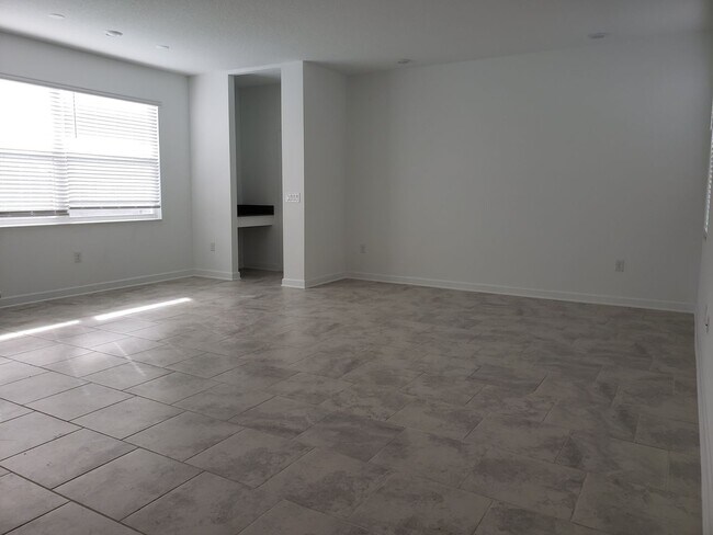 Foto del edificio - Bridgewalk Corner Lot Home with Wooded View and Solar Panels