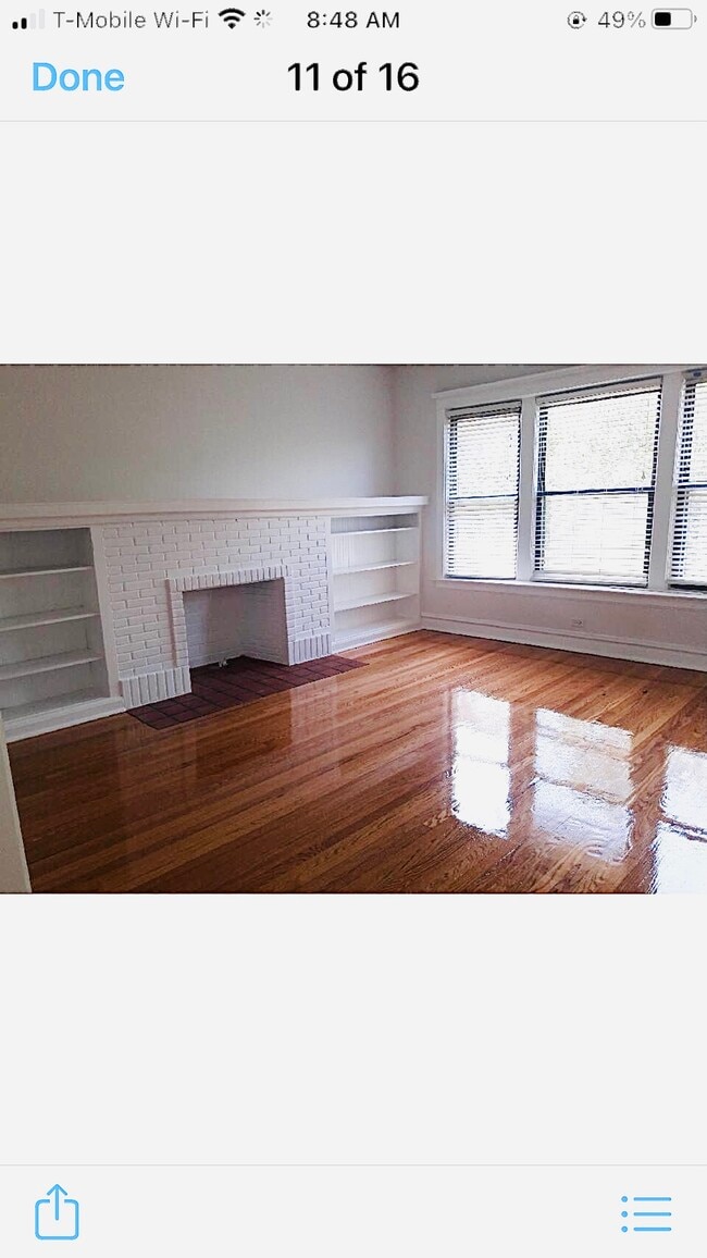 Living room - 4919 N Ashland Ave