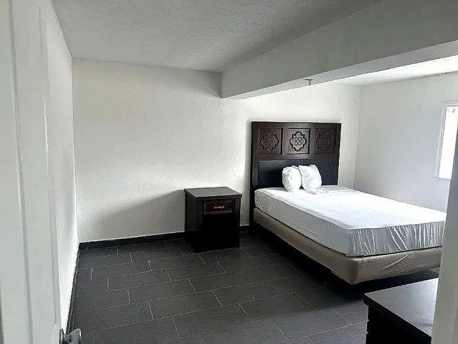 Building Photo - 2010 S Ocean Blvd