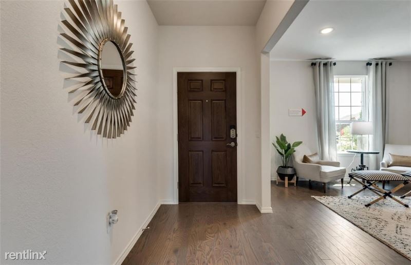 Primary Photo - 4 br, 2 bath House - 5805 FANTAIL DR