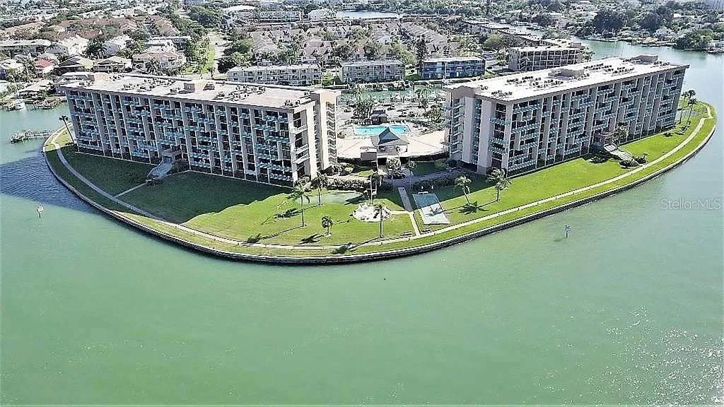 1 Key Capri Direct Waterfront 2/2 - 1 Key Capri Key