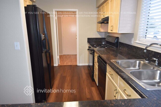 Building Photo - 5030 Leisure Falls Ct